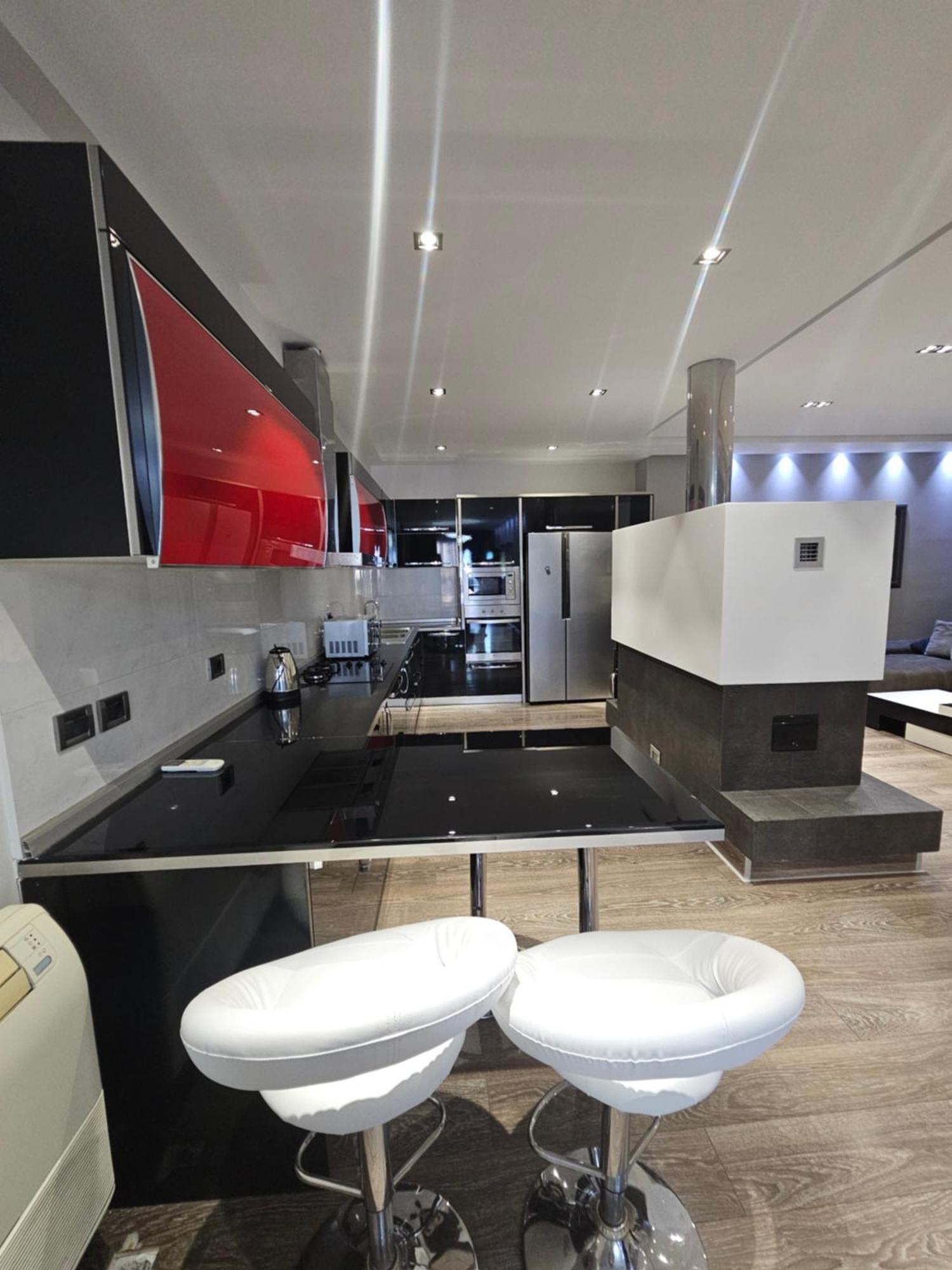 Aura Skanderbeg Square Apartments Tirana Eksteriør billede