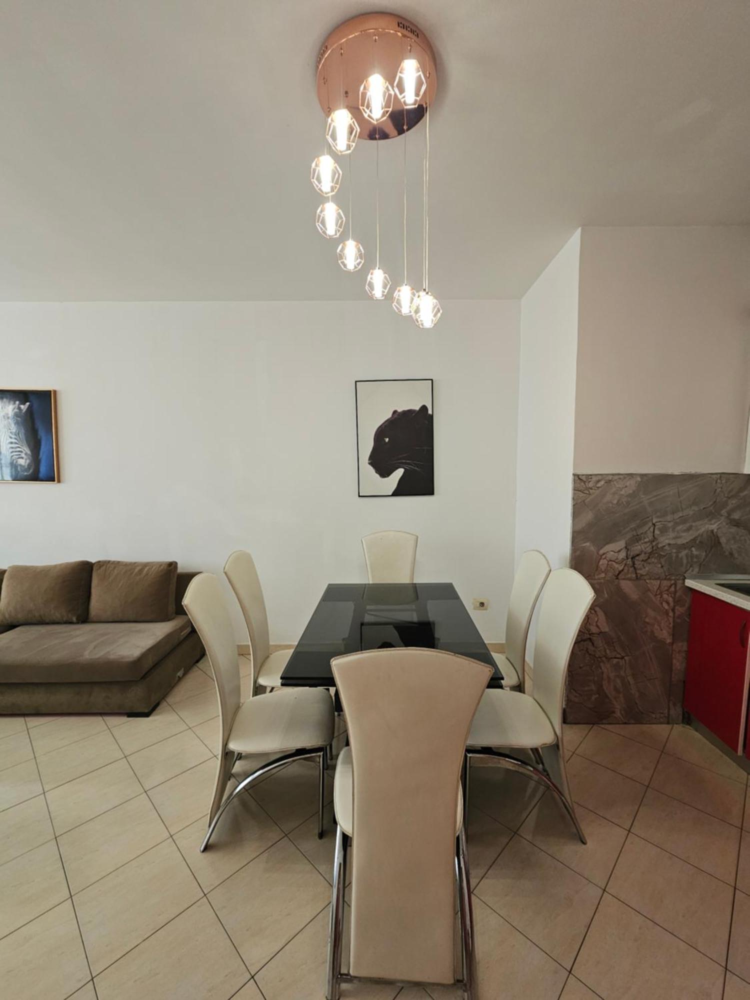 Aura Skanderbeg Square Apartments Tirana Eksteriør billede